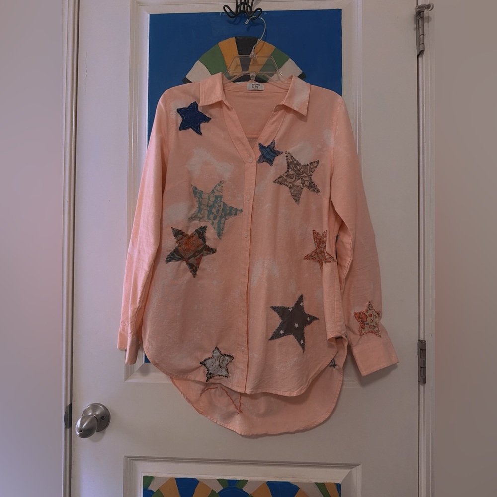 Handmade button down star patched crown & Ivy shirt hi/low-L